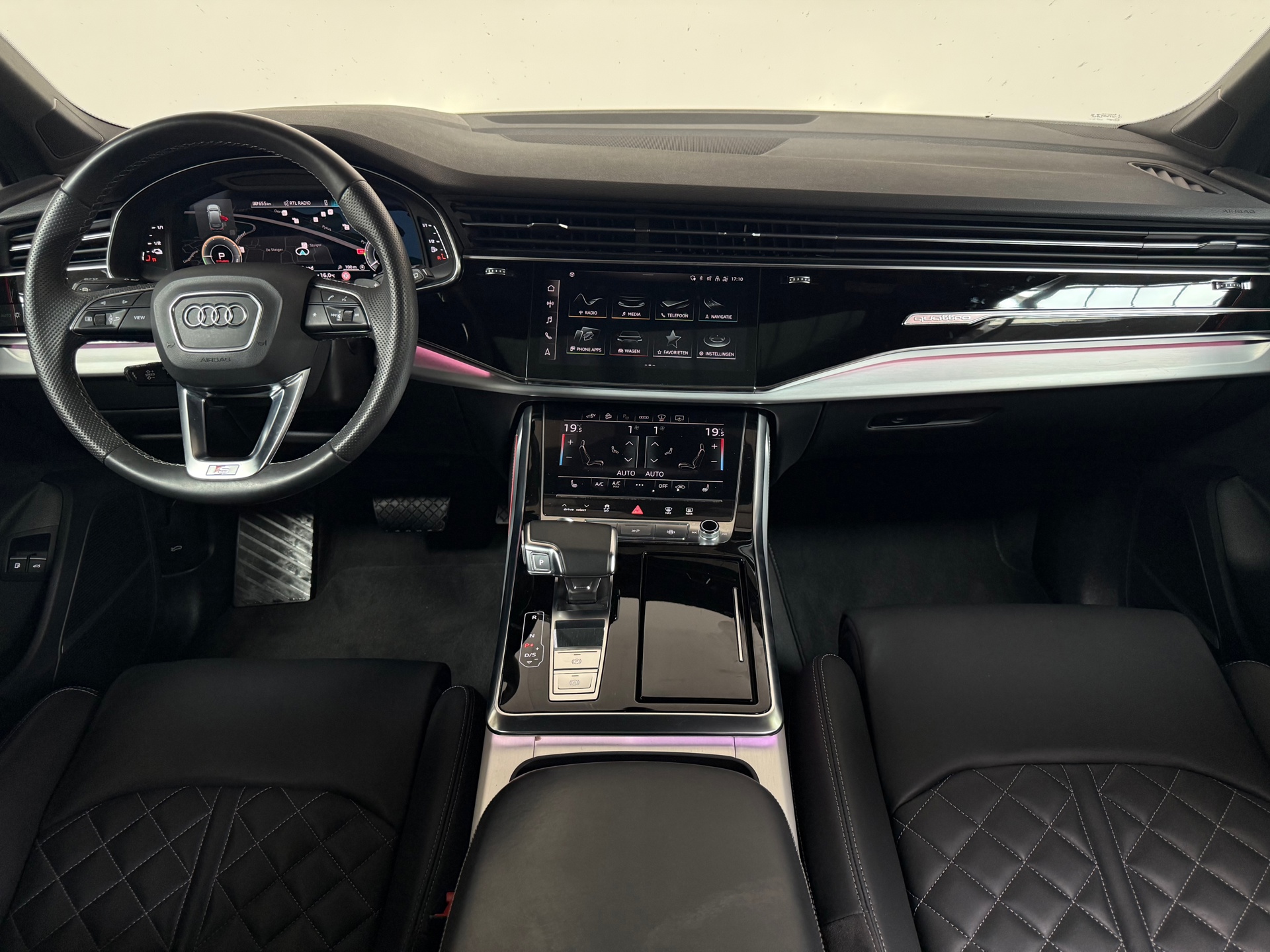 45145774-15.jpg